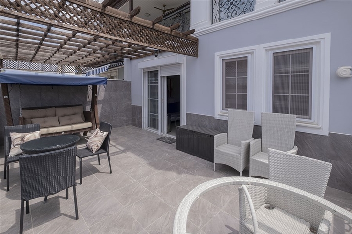 شقة مريحة 2 + 1 في منطقة كوناكلي 