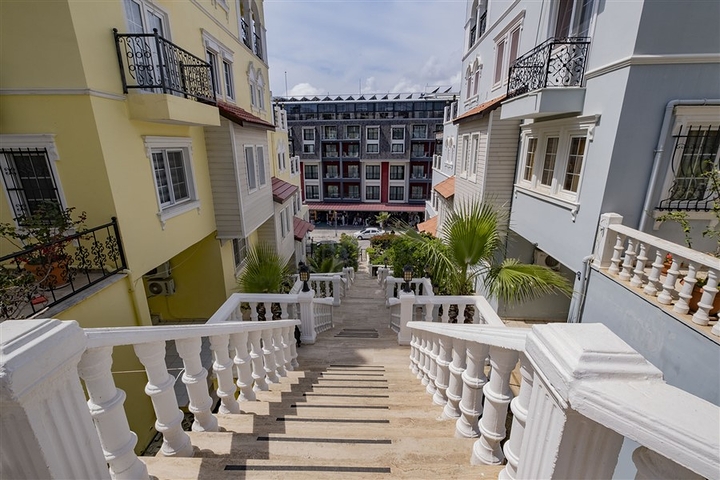 شقة مريحة 2 + 1 في منطقة كوناكلي 