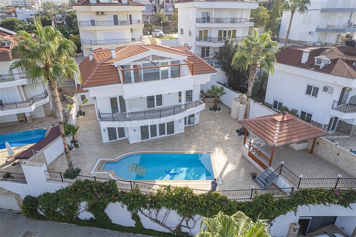 فيلا 4+1 في منطقة كارجيجاك