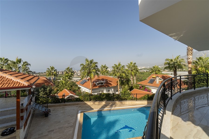 فيلا 4+1 في منطقة كارجيجاك