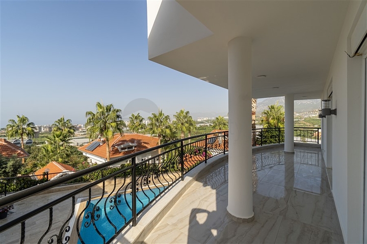 فيلا 4+1 في منطقة كارجيجاك