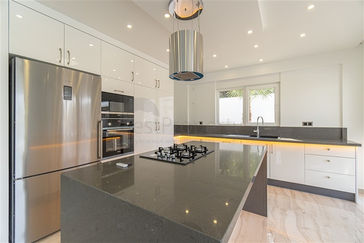 فيلا 4+1 في منطقة كارجيجاك