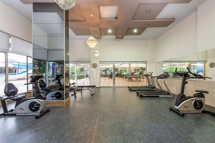 بنتهاوس واسع 4+1 في مجمع سكني شهير في منطقة جيكجيلي