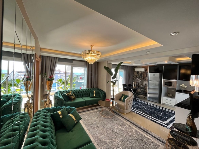 بنتهاوس واسع 4+1 في مجمع سكني شهير في منطقة جيكجيلي