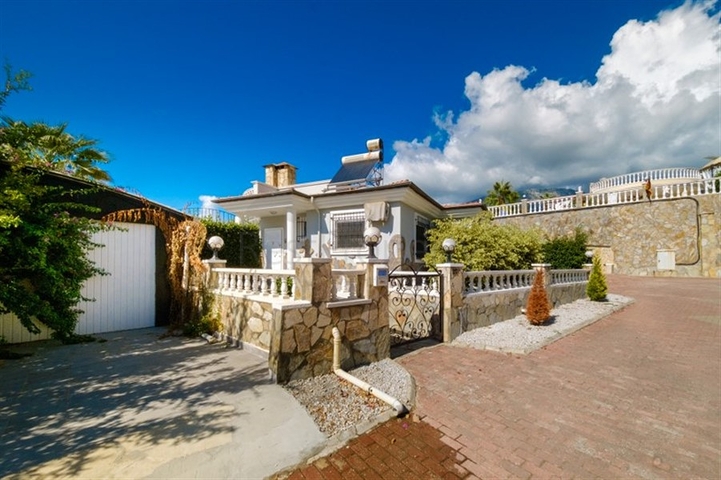 فيلا خاصة 2+1 في منطقة محمودلار على بعد 900 متر فقط من البحر الأبيض المتوسط