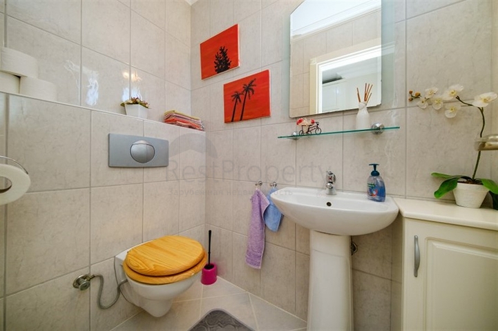 فيلا خاصة 2+1 في منطقة محمودلار على بعد 900 متر فقط من البحر الأبيض المتوسط