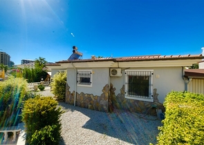 فيلا خاصة 2+1 في منطقة محمودلار على بعد 900 متر فقط من البحر الأبيض المتوسط