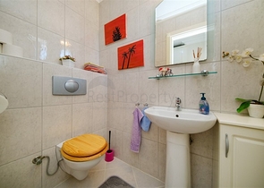 فيلا خاصة 2+1 في منطقة محمودلار على بعد 900 متر فقط من البحر الأبيض المتوسط