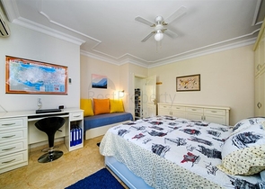 فيلا خاصة 2+1 في منطقة محمودلار على بعد 900 متر فقط من البحر الأبيض المتوسط