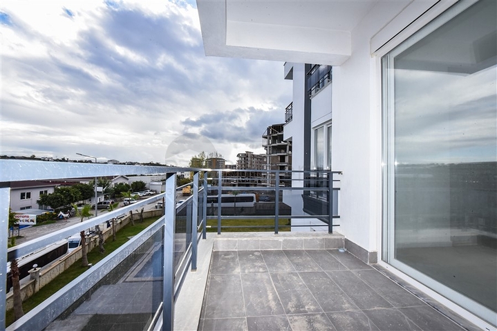 شقة بغرفة نوم واحدة في مبنى جديد في حي أفسالار