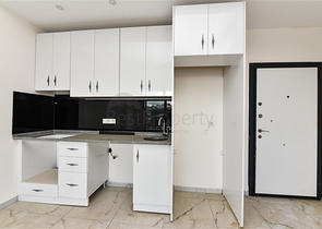 شقة بغرفة نوم واحدة في مبنى جديد في حي أفسالار