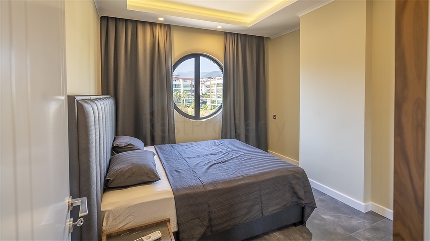 شقة مفروشة 4 + 1 في أوبا