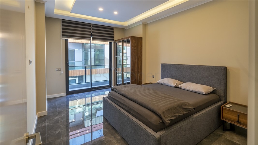 شقة مفروشة 4 + 1 في أوبا