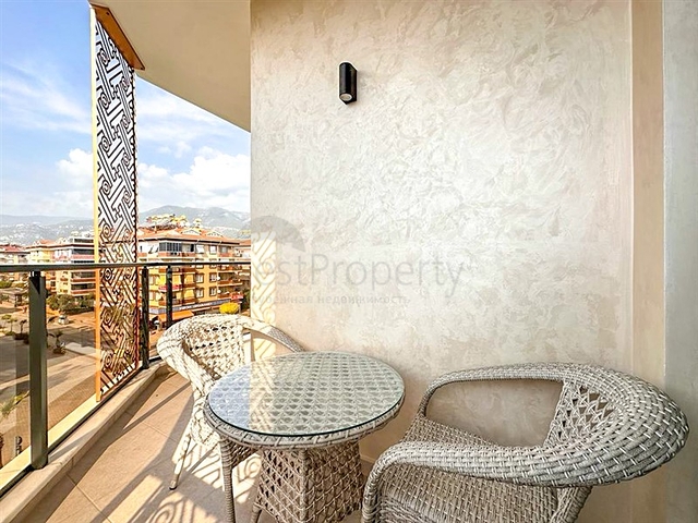 1 + 1 شقة 350 متر من البحر في كلا الاتجاهين