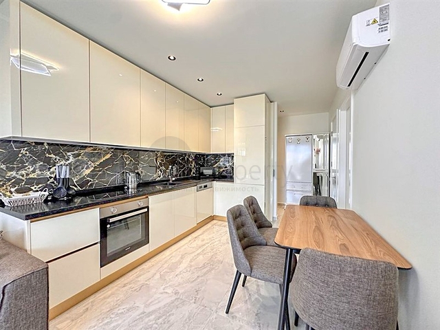 1 + 1 شقة 350 متر من البحر في كلا الاتجاهين