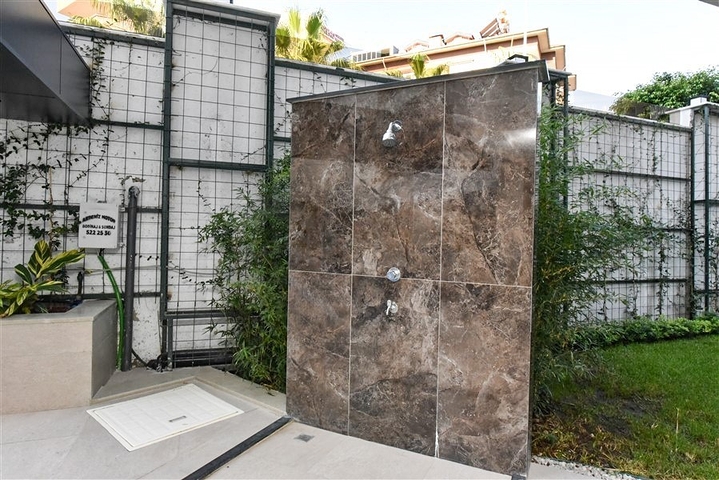 1 + 1 شقة 350 متر من البحر في كلا الاتجاهين