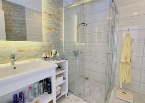 شقة أنيقة من غرفتي نوم في منطقة النخبة كارجيجاك