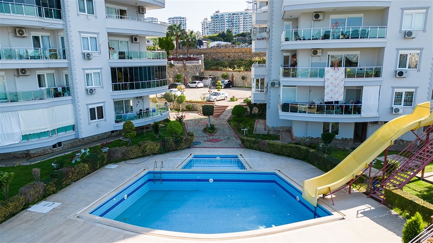 شقة فسيحة 2 + 1 في جزء خلاب من منطقة محمودلار