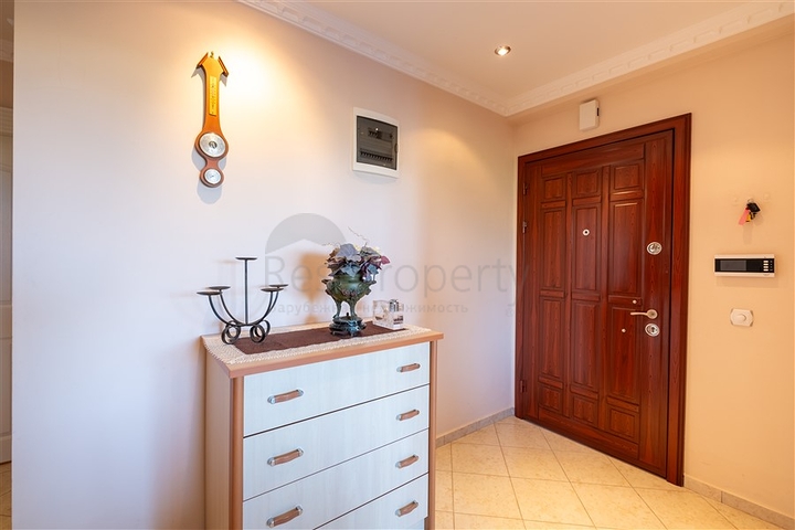 شقة فسيحة 2 + 1 في جزء خلاب من منطقة محمودلار