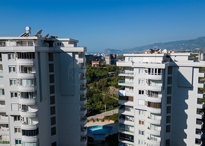 شقة فسيحة 2 + 1 في جزء خلاب من منطقة محمودلار