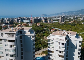 شقة فسيحة 2 + 1 في جزء خلاب من منطقة محمودلار