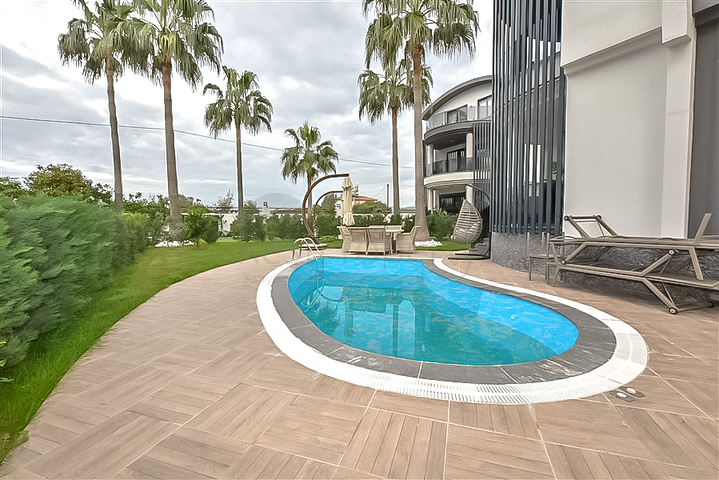 فيلا أنيقة 4 + 1 في منطقة باجلار