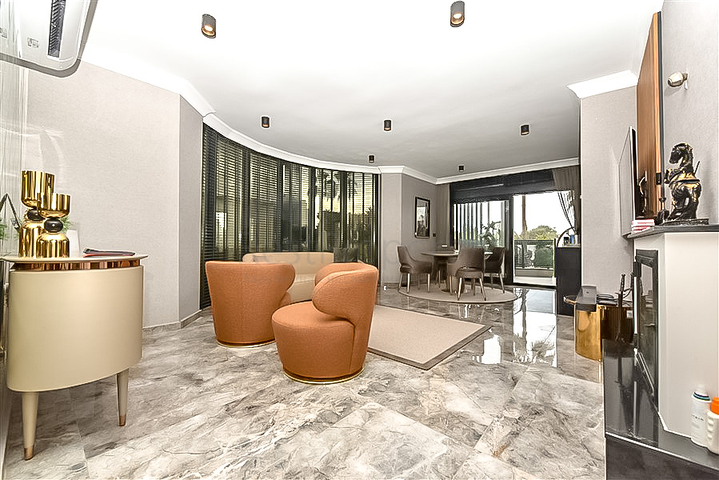 فيلا أنيقة 4 + 1 في منطقة باجلار