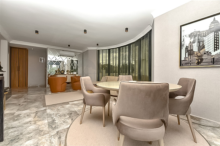 فيلا أنيقة 4 + 1 في منطقة باجلار