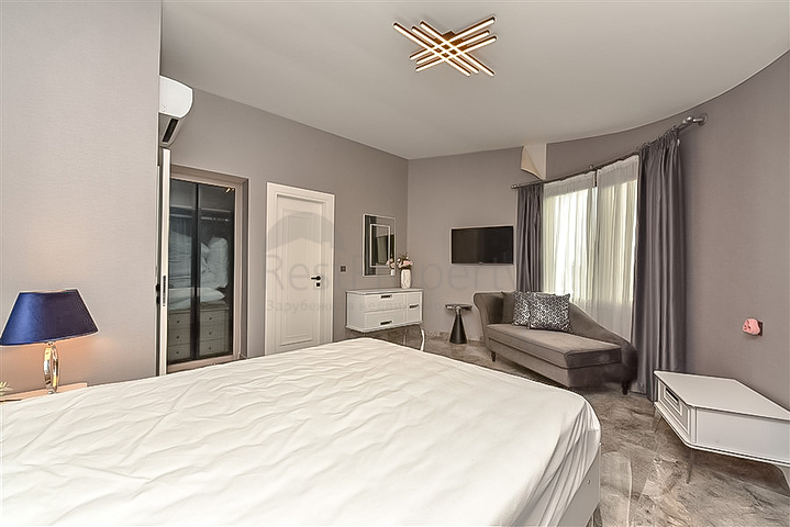 فيلا أنيقة 4 + 1 في منطقة باجلار