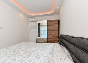 شقة 1+1 في مجمع متميز في منطقة محمودلار 