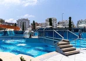 شقة 1+1 في مجمع متميز في منطقة محمودلار 