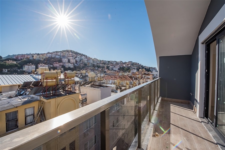 2 + 1 بنتهاوس في وسط ألانيا