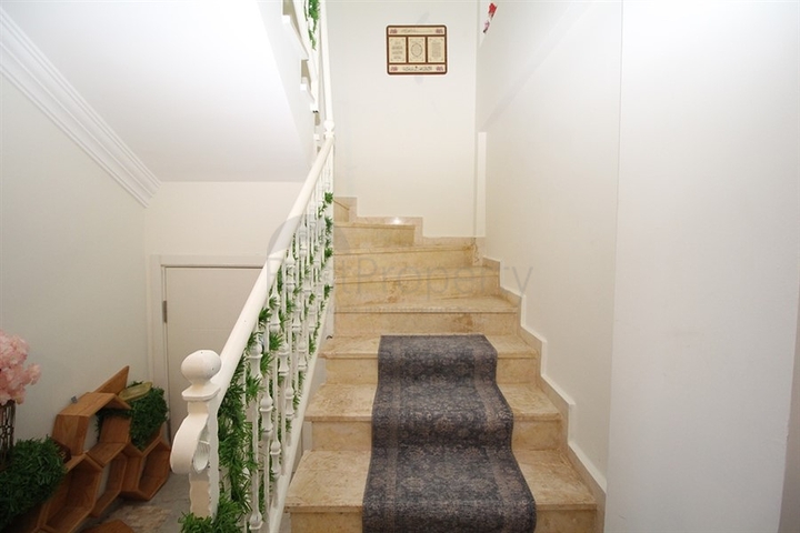 فيلا 3+1 في منطقة مركز ألانيا