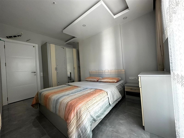 شقة 1+1 على مسافة قريبة من البحر 