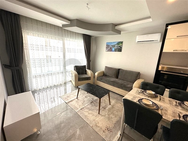 شقة 1+1 على مسافة قريبة من البحر 