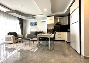 شقة 1+1 على مسافة قريبة من البحر 