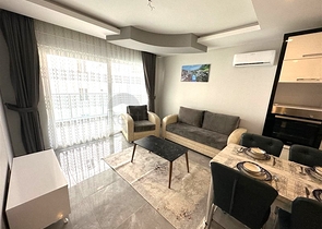 شقة 1+1 على مسافة قريبة من البحر 