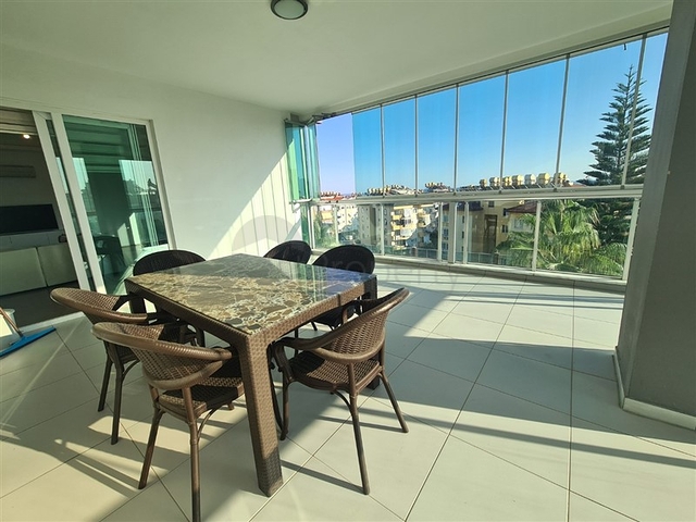 شقة فسيحة 3 + 1 في منطقة جيكجيلي شقة فسيحة 3 + 1 في منطقة جيكجيلي