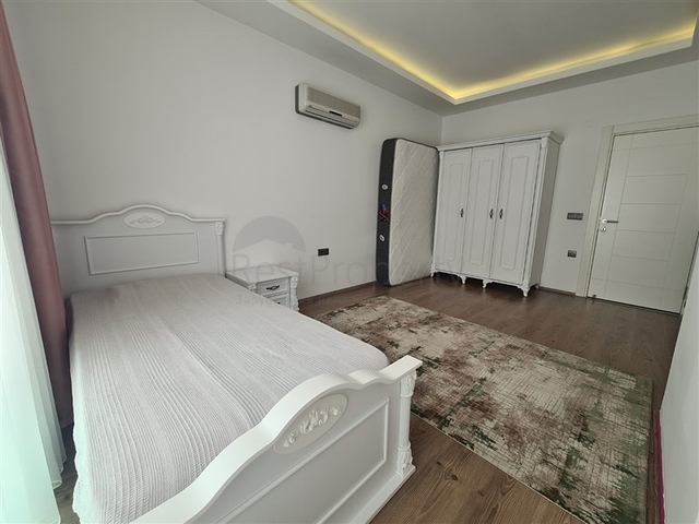 شقة فسيحة 3 + 1 في منطقة جيكجيلي شقة فسيحة 3 + 1 في منطقة جيكجيلي