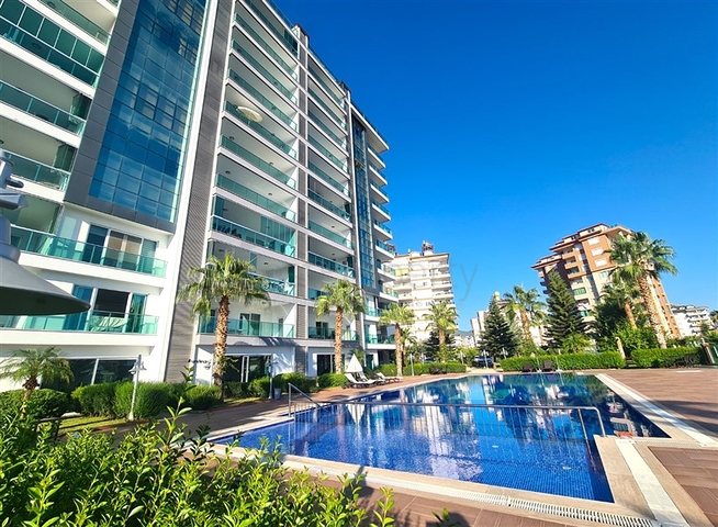 شقة فسيحة 3 + 1 في منطقة جيكجيلي شقة فسيحة 3 + 1 في منطقة جيكجيلي