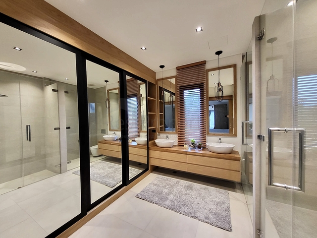 فيلات فاخرة في موقع فوكيت المميز