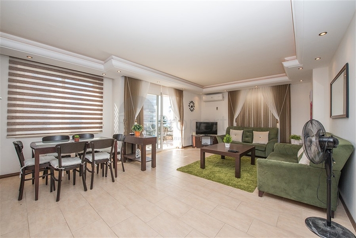 شقة من غرفتي نوم على البحر