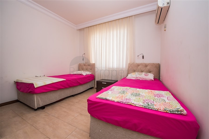 شقة من غرفتي نوم على البحر