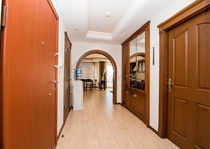 شقة من غرفتي نوم على البحر