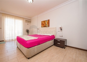 شقة من غرفتي نوم على البحر