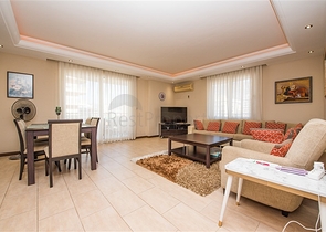 شقة فسيحة 2 + 1 مطلة على البحر في منطقة محمودلار