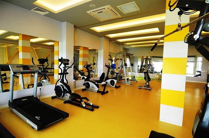 شقة مفروشة من غرفتي نوم في مجمع سكني مع بنية تحتية غنية شقة مفروشة من غرفتي نوم في مجمع سكني مع بنية تحتية غنية