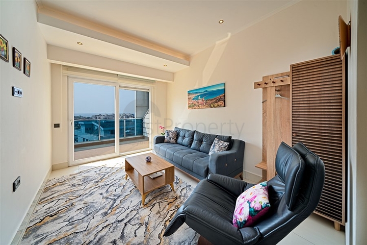 شقة 3+1 مطلة على البحر في توسمورا