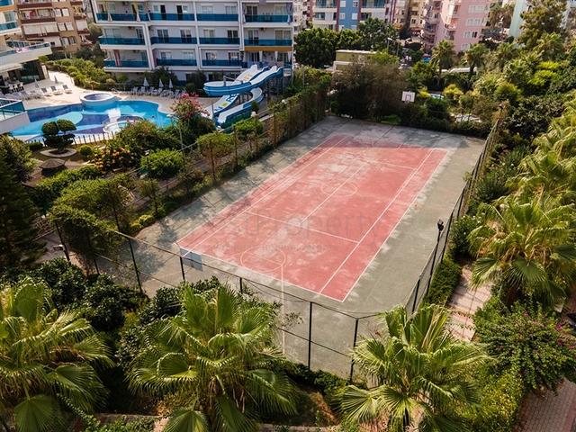 شقة 3+1 مطلة على البحر في توسمورا