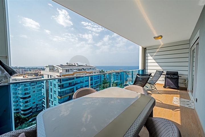 شقة 3+1 مطلة على البحر في توسمورا